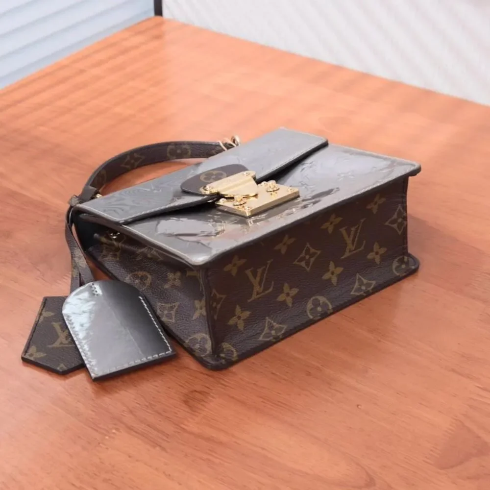 Louis Vuitton Women Pre-Loved Bag Very Good Condition